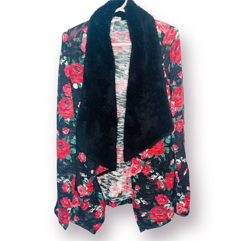Self Esteem Girls Floral Shawl Cardigan Sweater Black Faux Fur Collar Red M